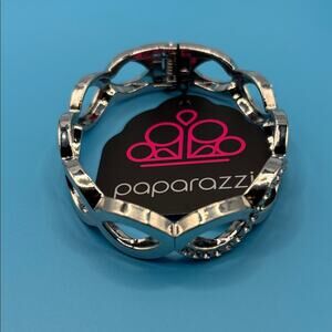 Paparazzi Silver Tone Hinge Bracelet